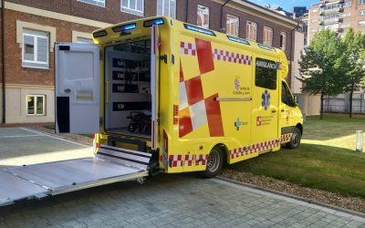 La Junta de Castilla y León incorpora dos ambulancias para el transporte interhospitalario de pacientes críticos